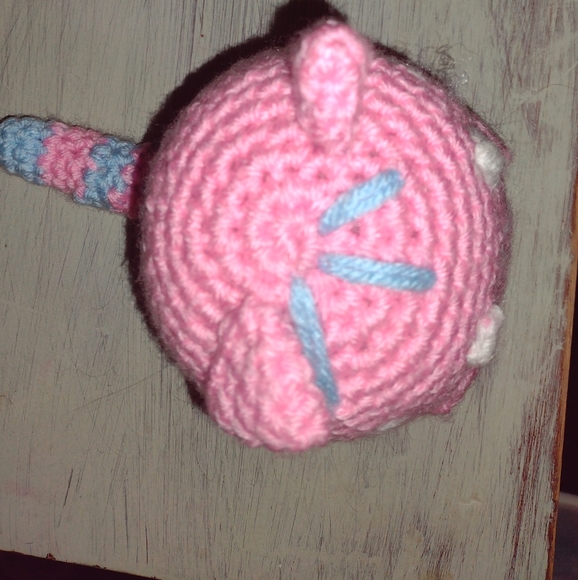 Crochet Cotton Candy themed kitty - Picture 4 of 5